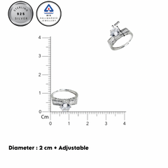 Sterling Silver Queen style  Solitaire Ring