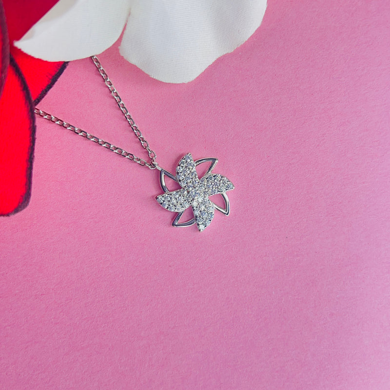 Silver FloraGlow Chain Pendant