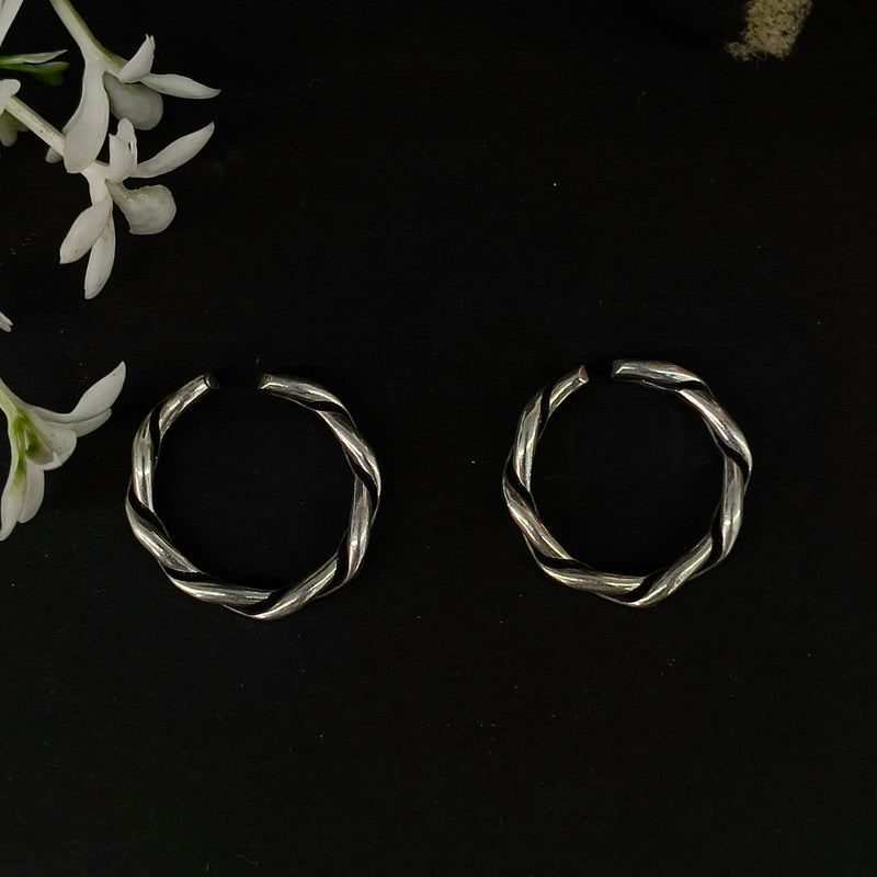92.5 Sterling Silver Twisted Minimalist Toe Rings (Pair)