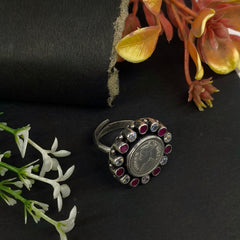 92.5 Sterling Silver Queen Victoria Coin Statement Ring