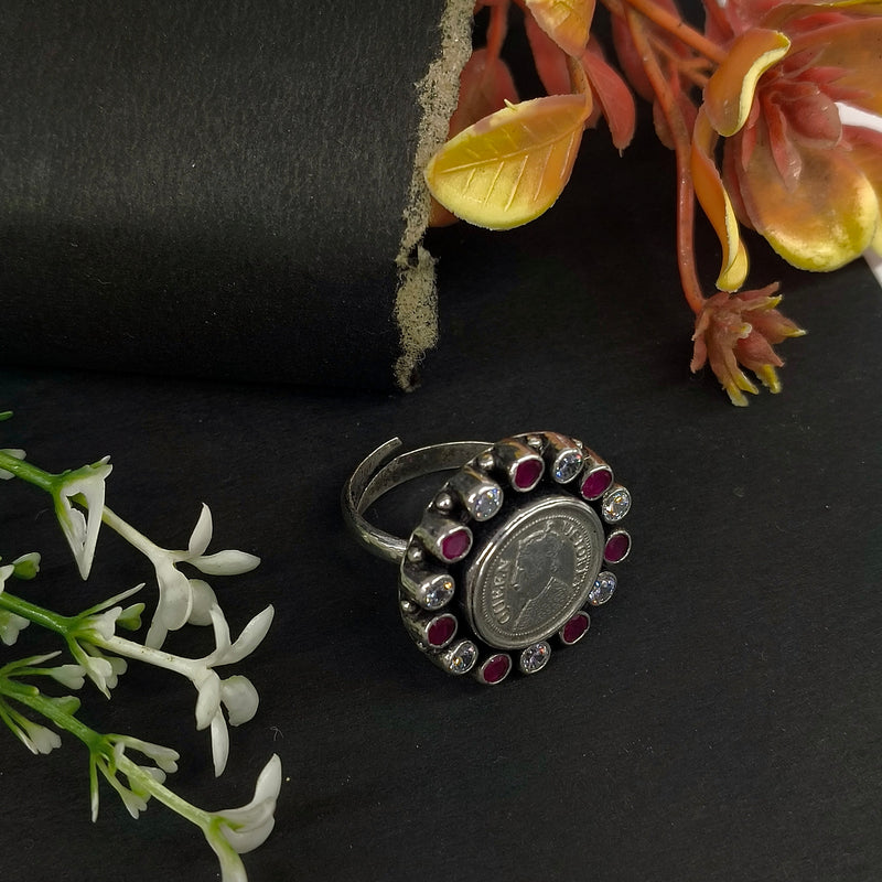 92.5 Sterling Silver Queen Victoria Coin Statement Ring