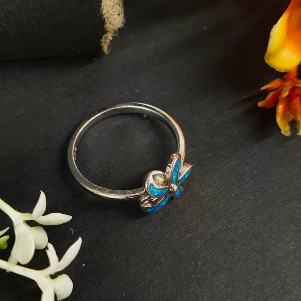 92.5 Sterling Silver Blue Opal Inlay Flower Ring