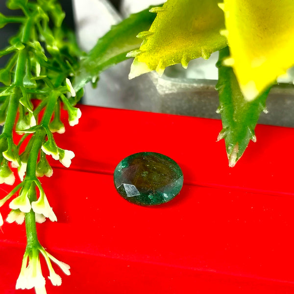 Natural Green Emerald Oval-Cut Loose Gemstone