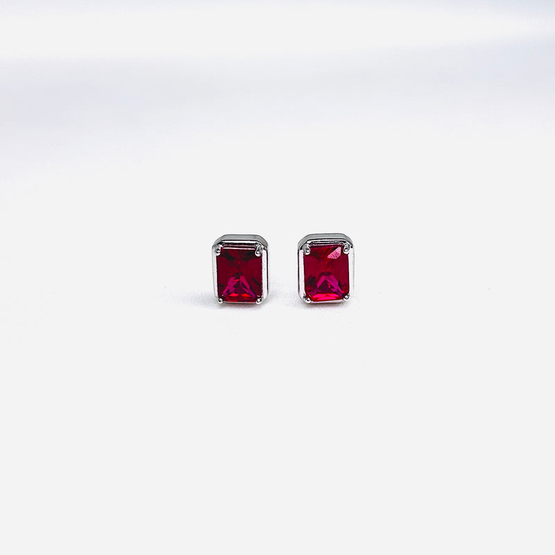 Silver Ruby solitaire Top