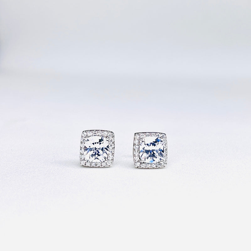 Silver Cz Stone With Round Solitaire Top