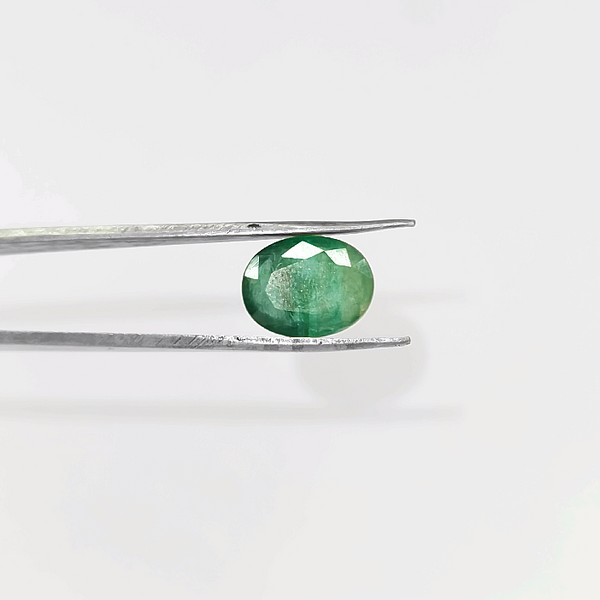 Natural Green Emerald Oval-Cut Loose Gemstone